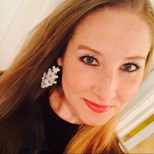 Meet your Posher, Holly